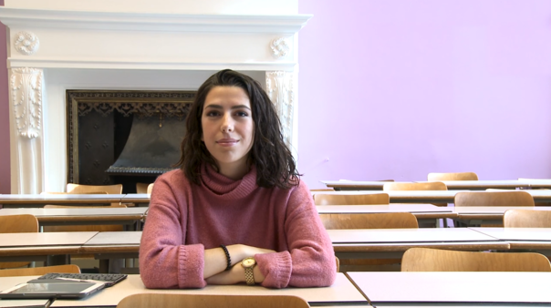 outil-pédagogique-fiche-support-de-cours-documentaire-DVD-film-dette-publique-privée-ménages-surendettement-pauvreté-coupes-budgetaires