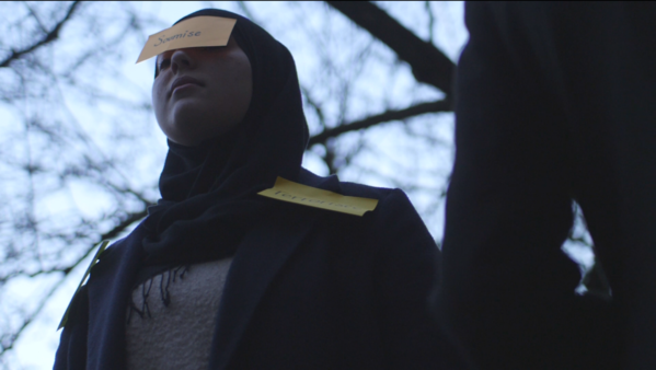 film-documentaire-islamophobie-voile-burkini-assignation-des-femmes-exclusion-anti-raciste-islam